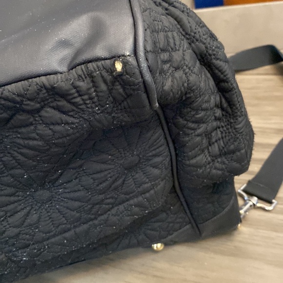 PETUNIA PICKLE BOTTOM BLACK CARRYALL - Picture 10 of 17